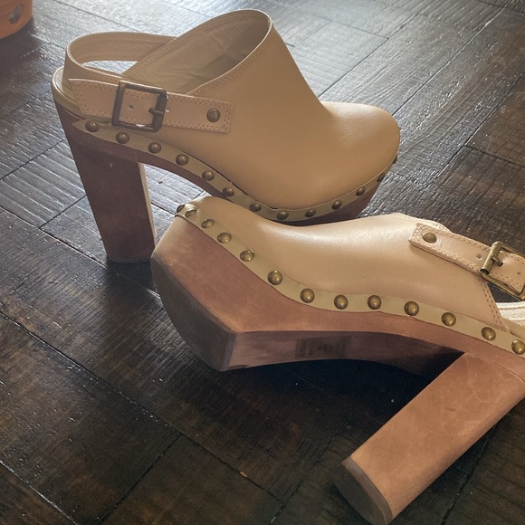 Beige Colin Stuart platform clogs - Picture 5 of 5